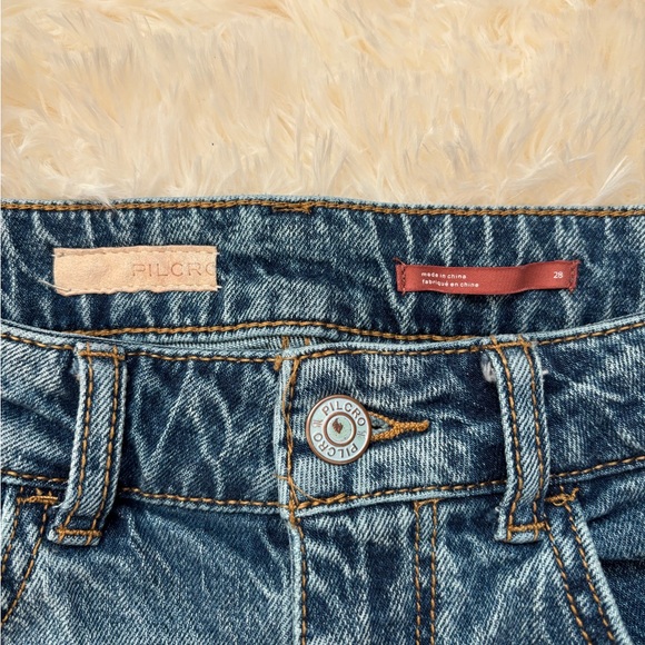 Pilcro Anthropologie Distressed Straight Leg Jeans Size 28 Cropped 26” Inseam - Picture 5 of 6